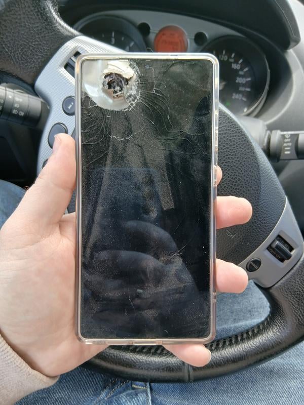 Galaxy S25 Ultra Ukrainian Soldier