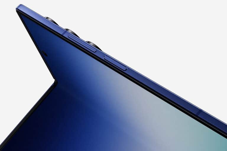 Galaxy Z Fold 7 render