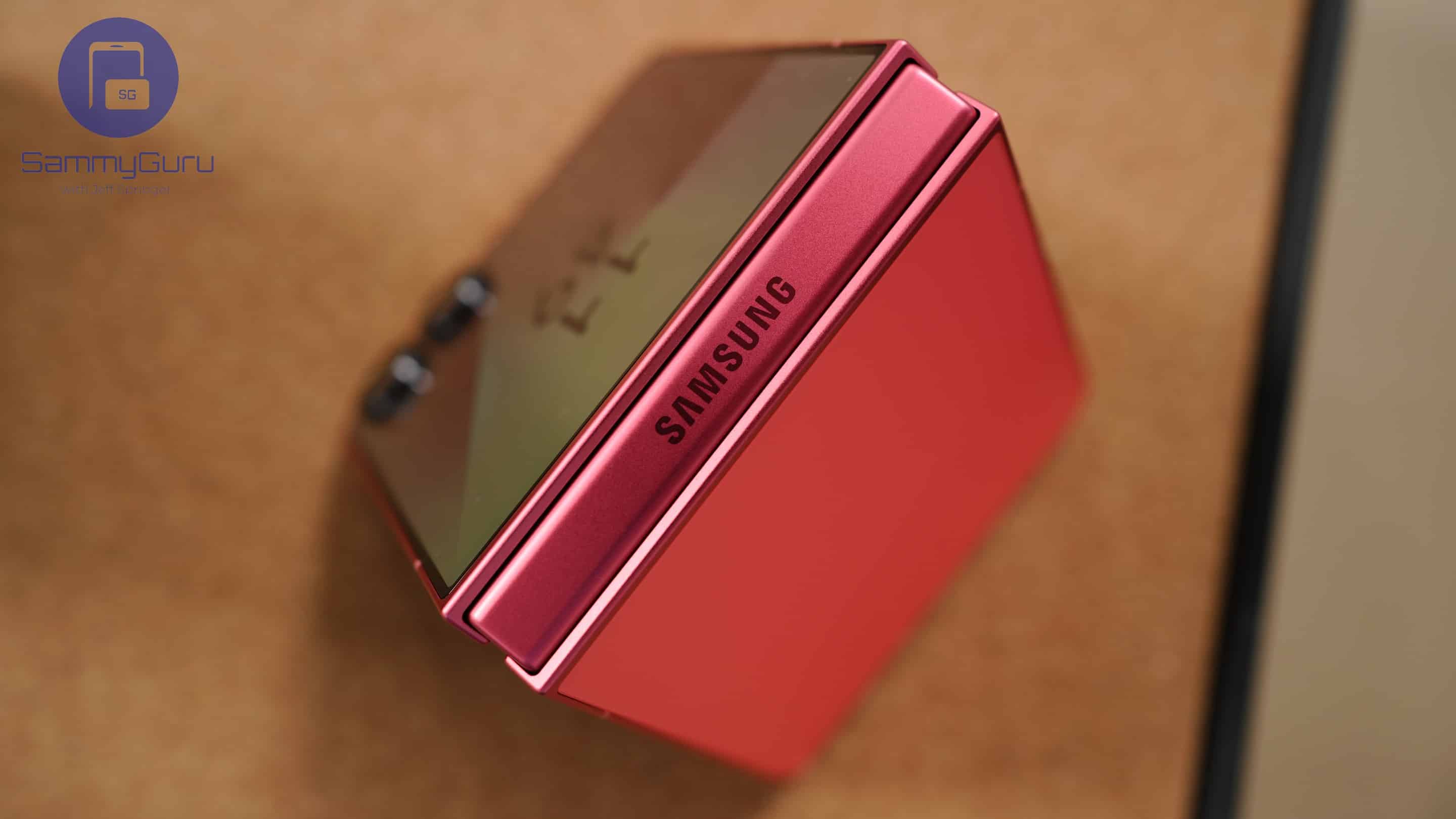 Galaxy Z Flip 7 SammyGuru 23