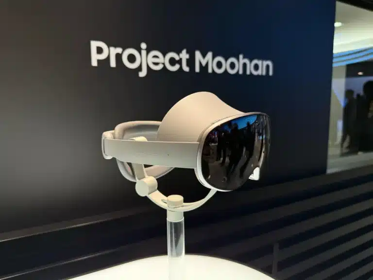 Galaxy XR Headset at event