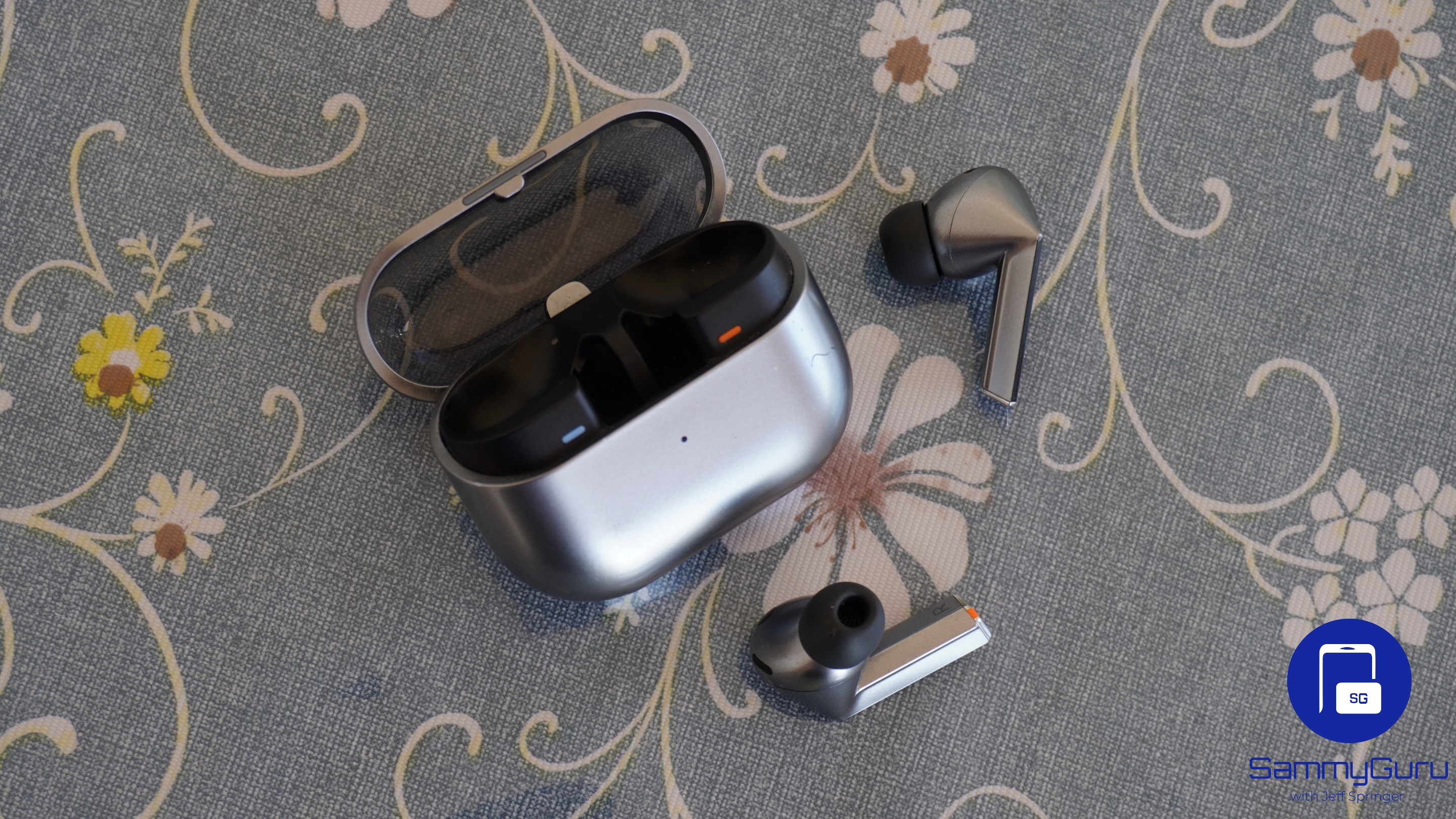 Galaxy Buds 3 Pro SammyGuru 2 Galaxy Buds 3 Pro SammyGuru 2