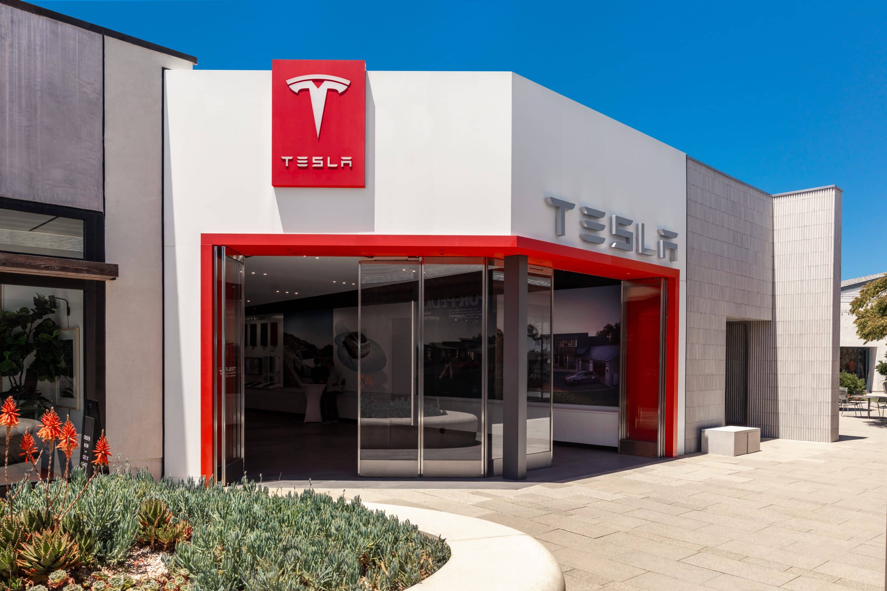 Tesla official press 1 Tesla official press 1