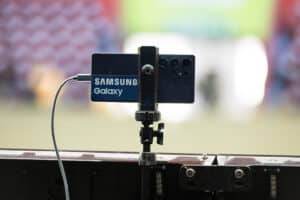 005-Samsung-Brings-Galaxy-S25-Ultra-to-SLS-Super-Crown-World-Championship-Opening-a-New-View-of-Skateboardings-Biggest-Stage-Newsbody