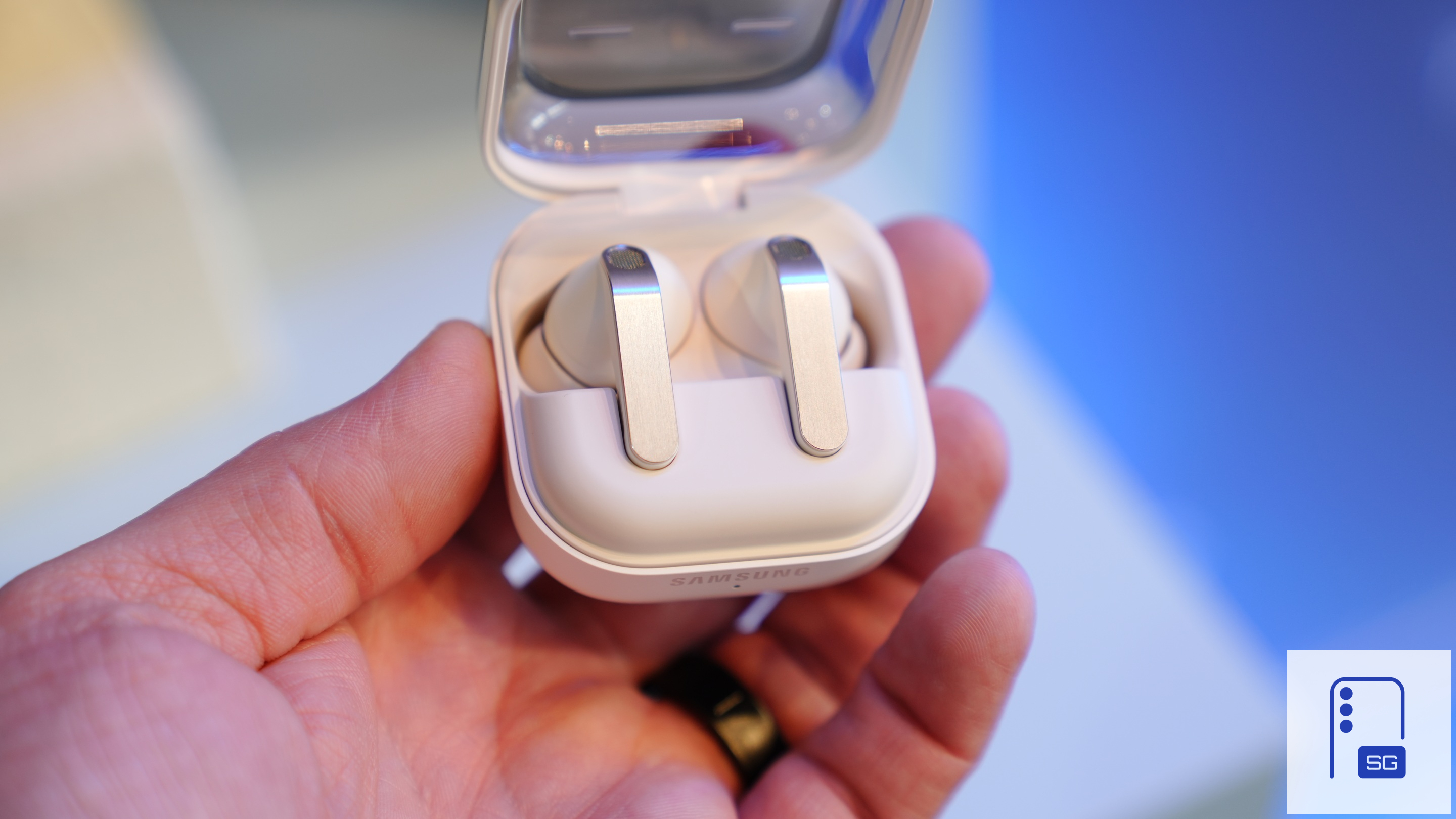 Galaxy Buds 4 Pro SammyGuru 20 Galaxy Buds 4 Pro SammyGuru 20