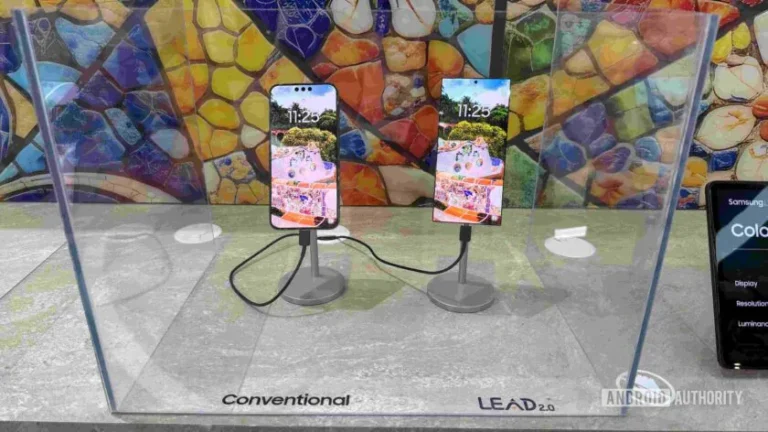 samsung-lead-20-oled-panel-mwc-2026-android-authority-4