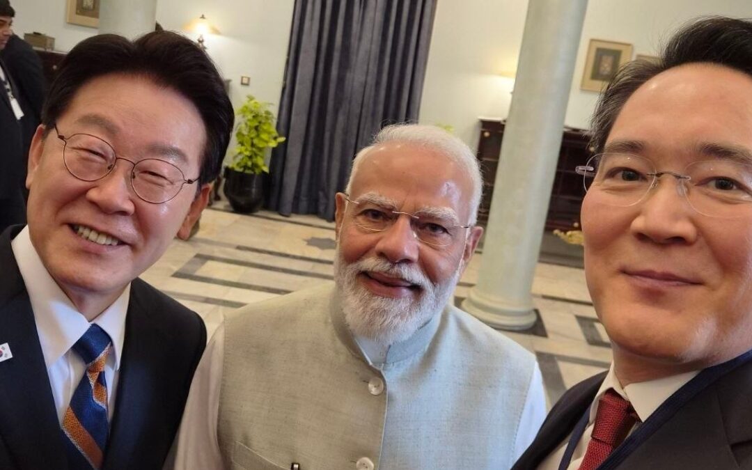 Samsung Chairman Takes Selfie with Indian PM Modi Using Galaxy Z Flip 7