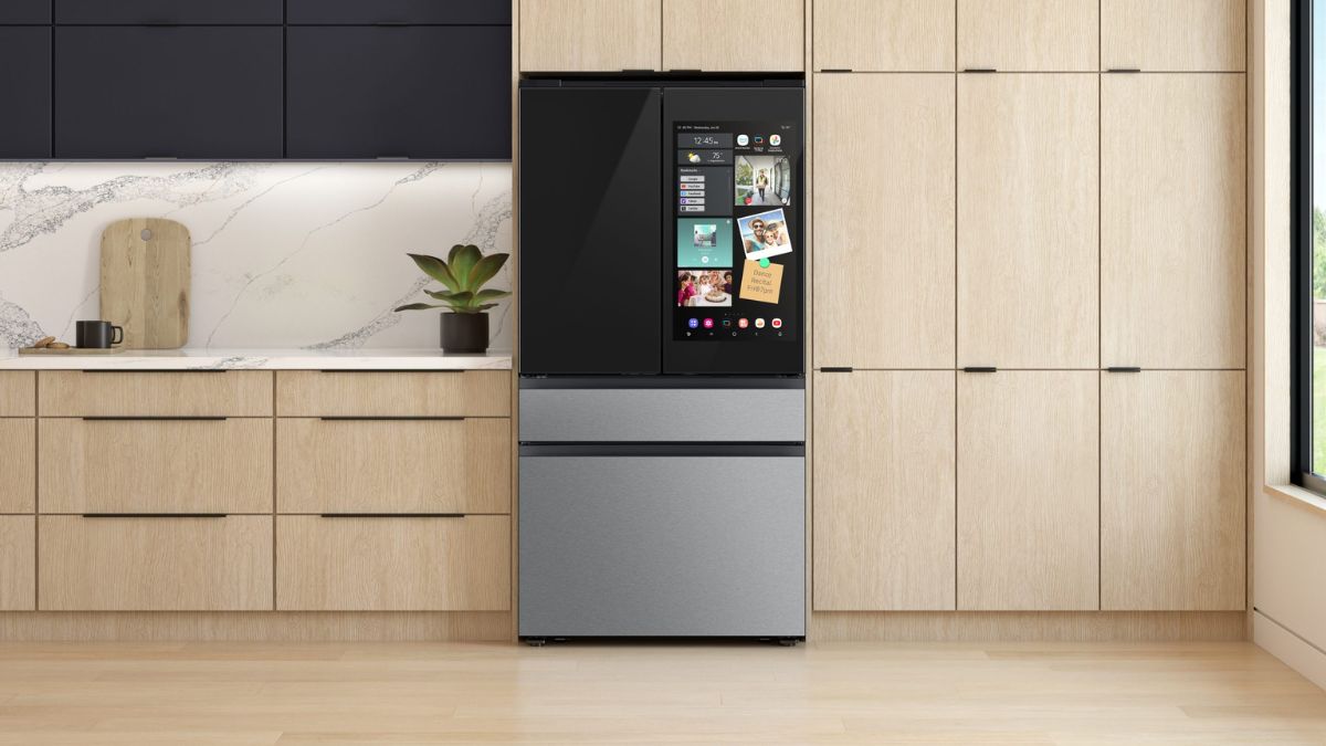 Bespoke Family Hub Refrigerators